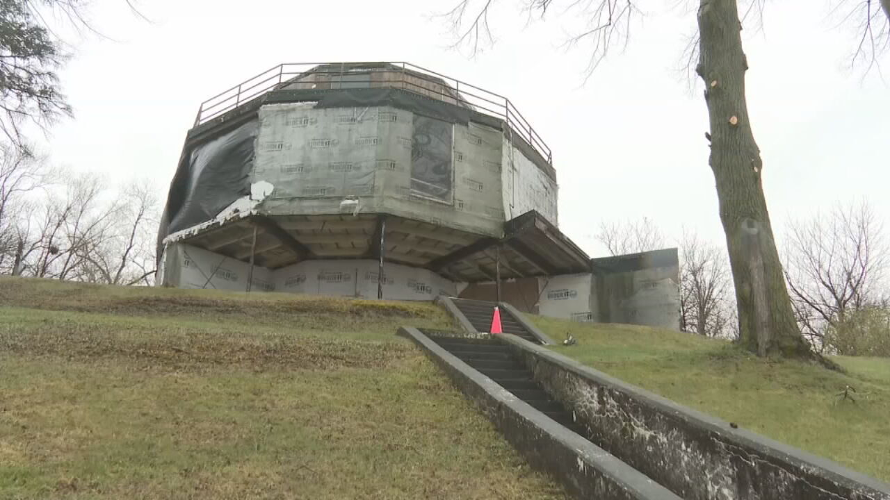 America's first glass house in northern Indiana to undergo $4 million restoration